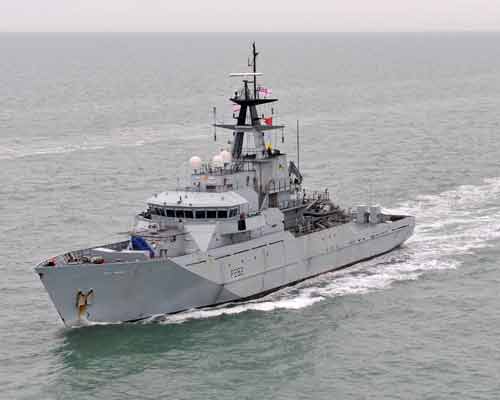 HMS-Severn-Royal-Navy-Jersey-standoff