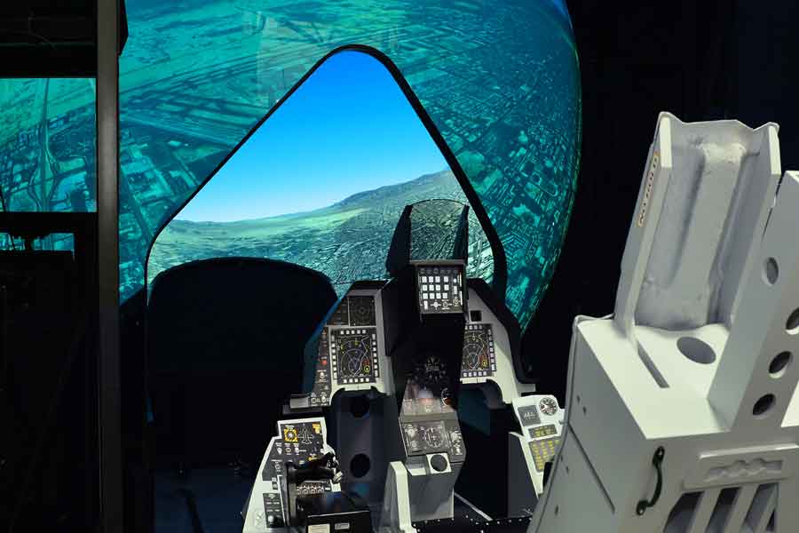 Rockwell-Collins-Griffin-rear-projected-dome-for-F-16 training